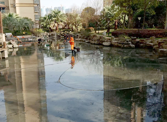 房山景观池淤泥清理